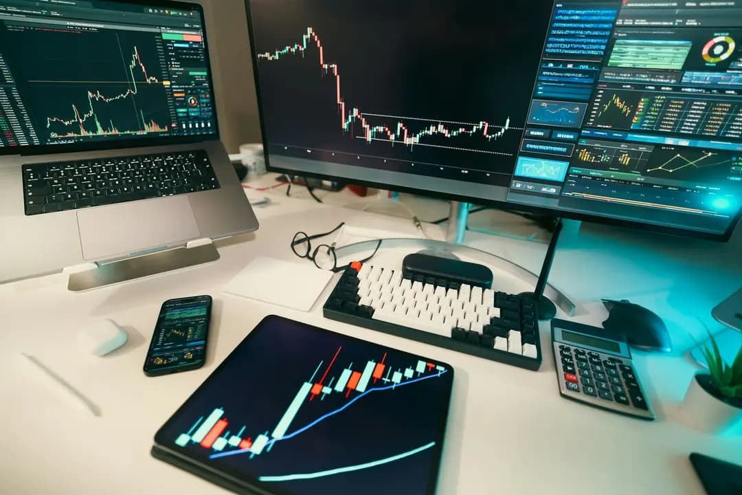What is Intraday Trading & how it differs from investing